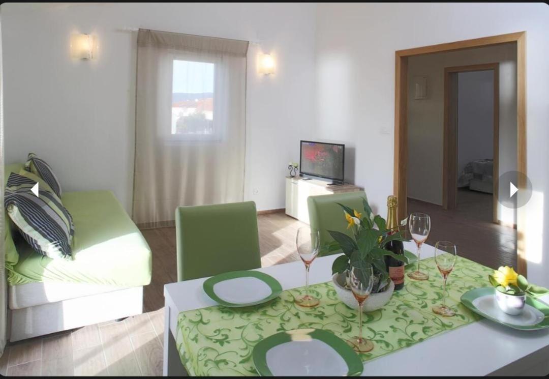 apartman zara Razanj Bagian luar foto