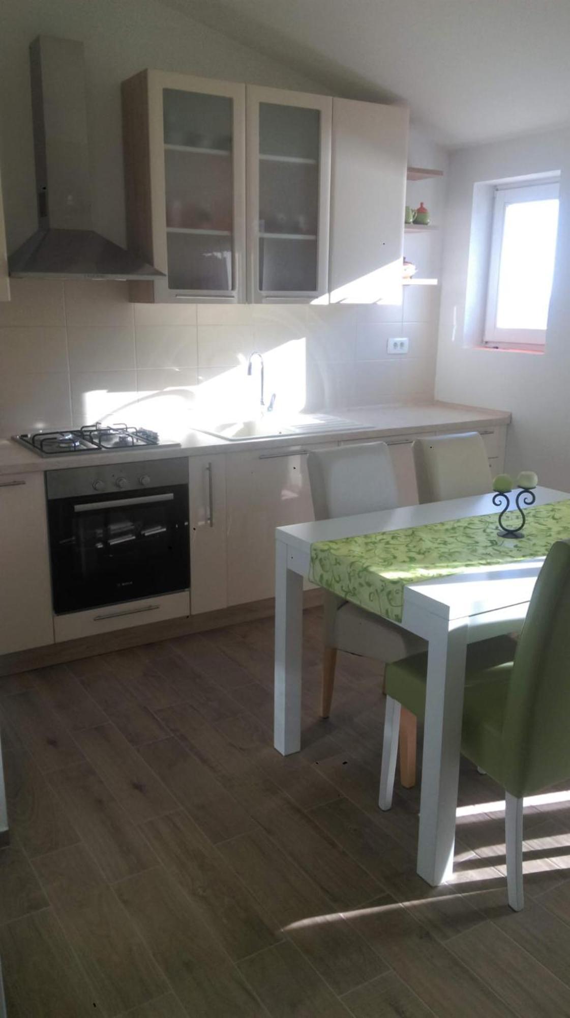 apartman zara Razanj Bagian luar foto